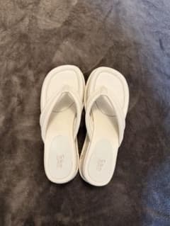 To the sea トングサンダル 厚底 ホワイトのサムネイル