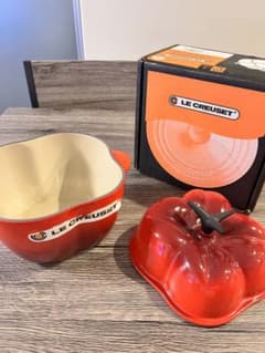 【廃盤レア】【値下げ】LE CREUSET ピーマン　両手鍋18センチ 廃盤レア】【また値下げ】LE CREUSET ピーマン 両手鍋18センチ