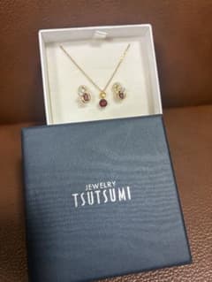 JEWELRY TSUTSUMI K10ガーネットダイヤネックレスピアスセット - メルカリ
