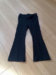 ZARA 【116cm】フレアパンツのサムネイル