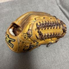 広島カープ 東出コーチ 実使用グローブ サイン入り 値下げ 広島カープ 東出コーチ 実使用グローブ サイン入り