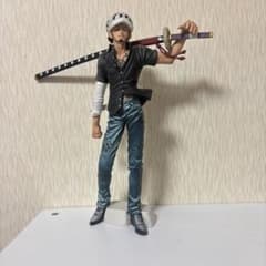 ワンピース トラファルガー・ロー フィギュアのサムネイル