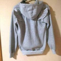 みー☆様専用 羽根つきパーカーのサムネイル