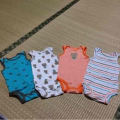 tomo様専用☆肌着 ロンパースのサムネイル