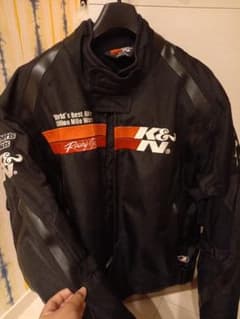 K&Nバイクウェアーのサムネイル