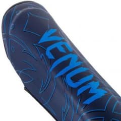 VENUM シンガード NIGHTCRAWLER レガース Lサイズ 未使用のサムネイル
