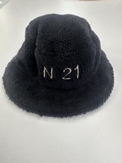 New Era N°21 バケットハット ブラックのサムネイル