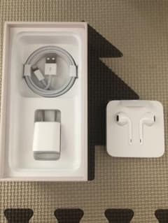 iPhone 純正品 充電器 イヤホンのサムネイル