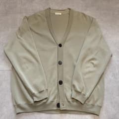 極美品】BEAUTY & YOUTH カーキ Vネックカーディガン - メルカリ