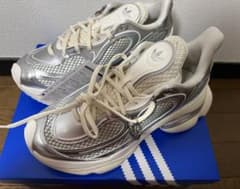 adidas オズヴィーナス OZVENUZ W 厚底スニーカー 24cmのサムネイル