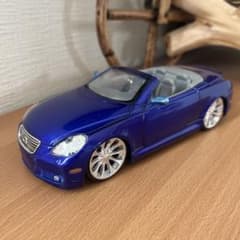 DUB CITY LEXUS SC430 1/24 ミニカーのサムネイル