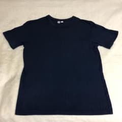 ユニクロ Tシャツのサムネイル