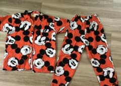 値下げ‼︎ ミッキーマウス柄　パジャマ（半袖）のサムネイル