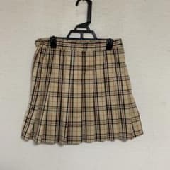 《チェックプリーツスカート》のサムネイル