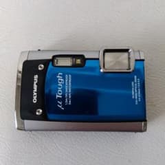 OLYMPUS　ミューTOUGH-6020 BLUE　充電ケーブル付きのサムネイル