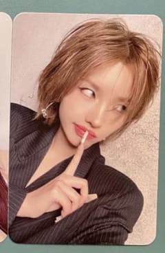 I-dle idle ソヨン soyeon 香港 VIP特典 トレカ - メルカリ
