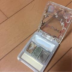アイシャドウのサムネイル