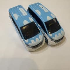 Z*読様 トミカ No.94 日産 セレナ ららぽーと 限定 2台セットのサムネイル