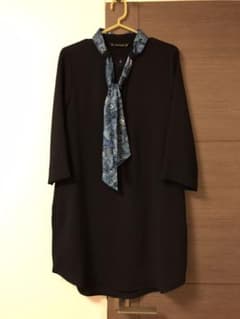値下げ ZARA スカーフ付きワンピースのサムネイル