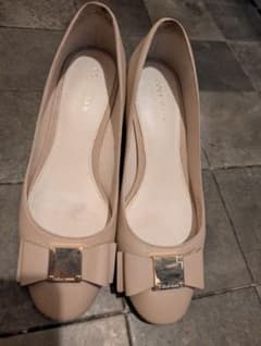 COLE HAAN ピンクベージュ リボン付きパンプス チャンキーヒール 箱付きのサムネイル