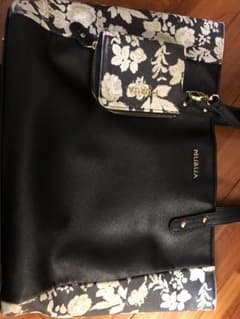ムルーア  財布 トートバッグ セットのサムネイル