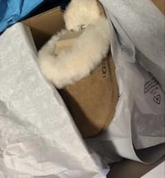 UGG Scuffette II 23cmのサムネイル