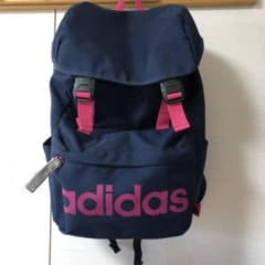 adidas リュックのサムネイル