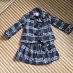 可愛い130女の子スーツのサムネイル