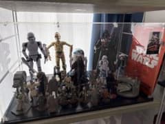 スターウォーズ　フィギュアコレクション　ディズニー　(ケース抜き)のサムネイル