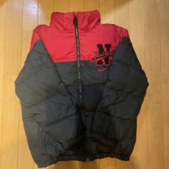 90s～ NIKE Just do it ダウンジャケット レッド ブラック古着のサムネイル