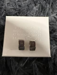 Maison Margiela　Bolt&Nut ピアスのサムネイル