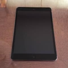 Apple iPad mini2 Wi-Fi 64G グレイ ME828JA/Aのサムネイル