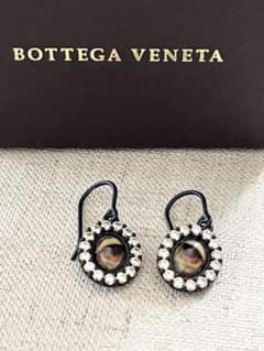 美品 BOTTEGA VENETA ボッテガヴェネタ SV925製 ピアス 箱付 - メルカリ