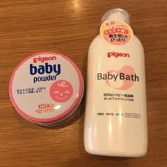 ピジョン ベビー沐浴料 とベビーパウダーのサムネイル