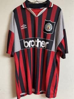 Manchester city umbro oasisのサムネイル