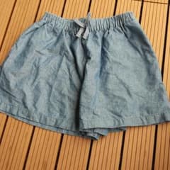 ユニクロキッズ130～140 未使用女の子ショートパンツのサムネイル