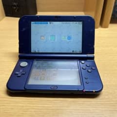 【3DS】 Newニンテンドー3DS LL メタリックブルーのサムネイル