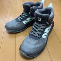 <試着のみ>SALOMON OUTpulse スニーカー　GORETEX23.5 試着のみ>SALOMON OUTpulse スニーカー GORETEX23.5 - メルカリ