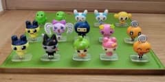 たまごっち　キャラクター　フィギュア15 個セットのサムネイル