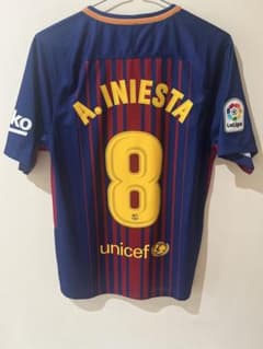 サッカー　 NIKE バルセロナ #8 イニエスタ サイズS サッカー NIKE バルセロナ #8 イニエスタ サイズS - メルカリ