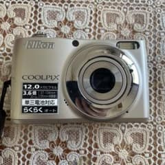 Nikon COOLPIX 12.0メガピクセル - メルカリ