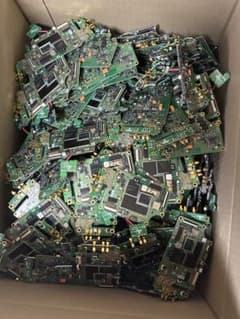 【251枚 4.7kg超】基板 ジャンク スクラップ 金メッキ 251枚 4.7kg超】基板 ジャンク スクラップ 金メッキ - メルカリ