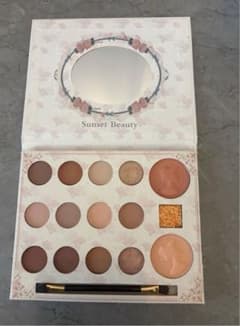Sunset Beauty アイシャドウパレットのサムネイル