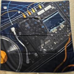 m24540231553_1.jpg?1761571794