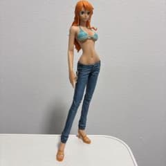 ワンピース ナミ フィギュアのサムネイル
