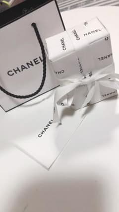 RIBBON様専用 CHANEL ハンドクリームのサムネイル
