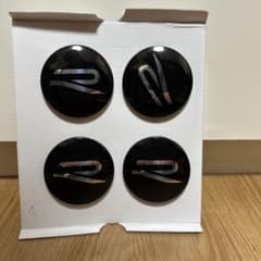 VW Dynamic Hub Caps New R Logo - メルカリ