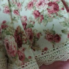 花柄　薔薇柄ワンピ　一枚目の色が一番近いですのサムネイル