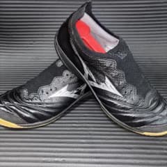 MIZUNOモレリアβ(ブラック×シルバー) フットサルシューズIN - メルカリ