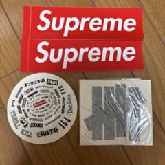 即日発送！ Supreme UNDEFEATED ステッカーセットのサムネイル